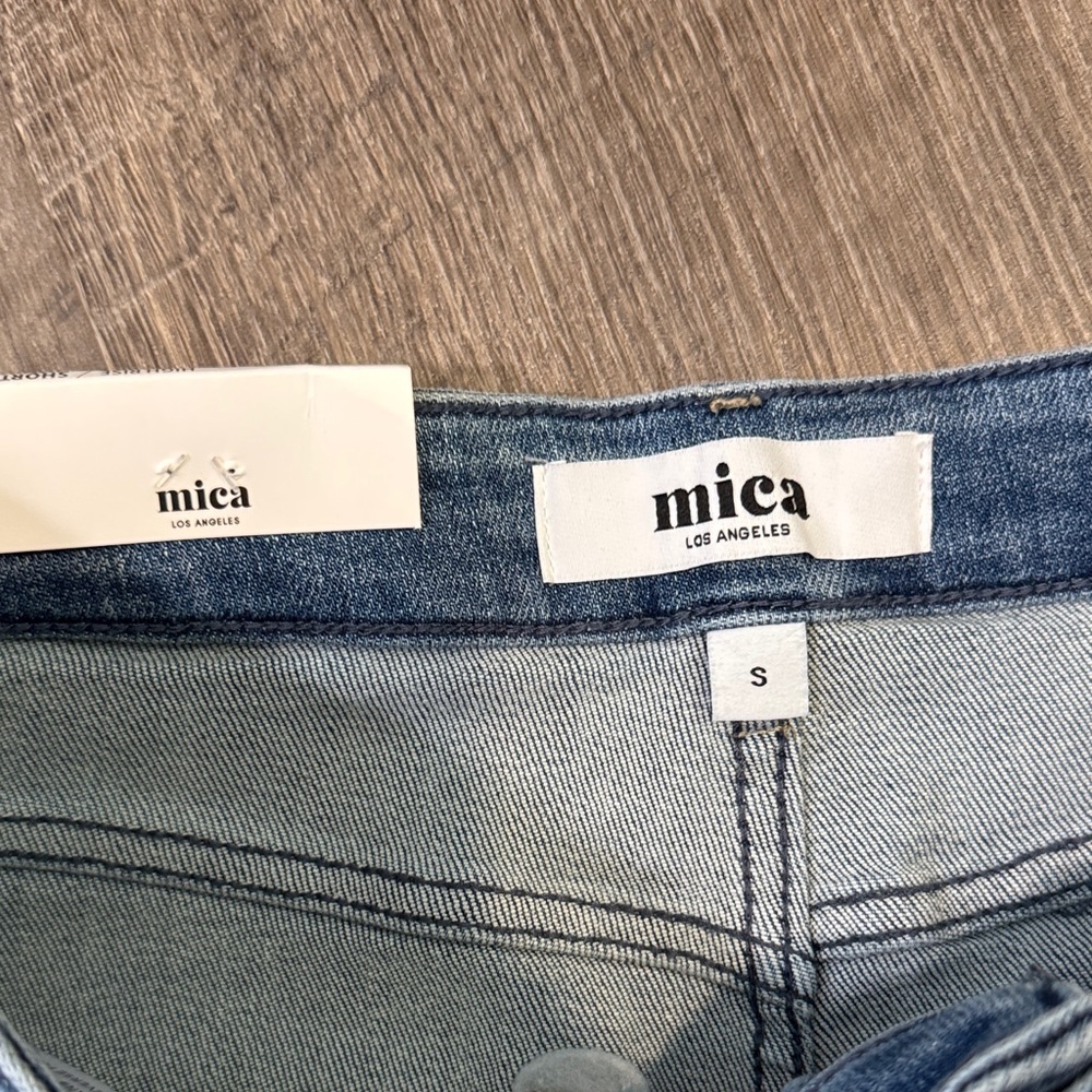 Mica Denim Shorts, Size Small, NWT - Picture 2 of 4